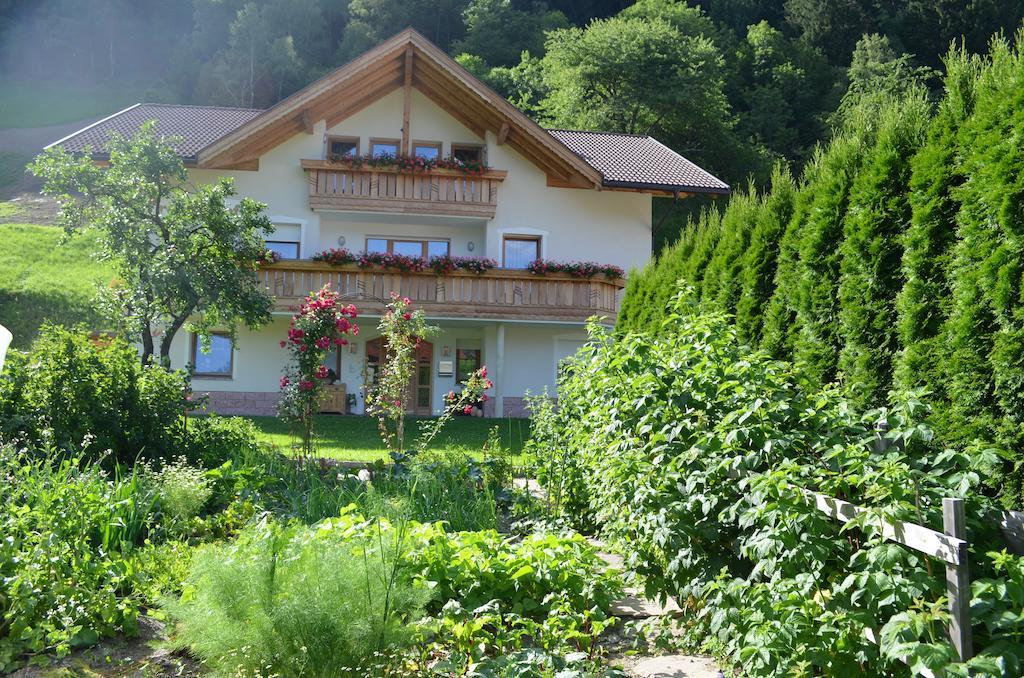Villa Pretzerhof Campo di Trens Exterior foto